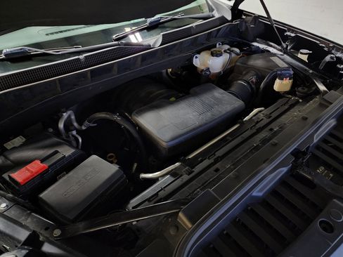 Used 2020 Chevrolet Silverado 1500 LT Trail Boss image 41