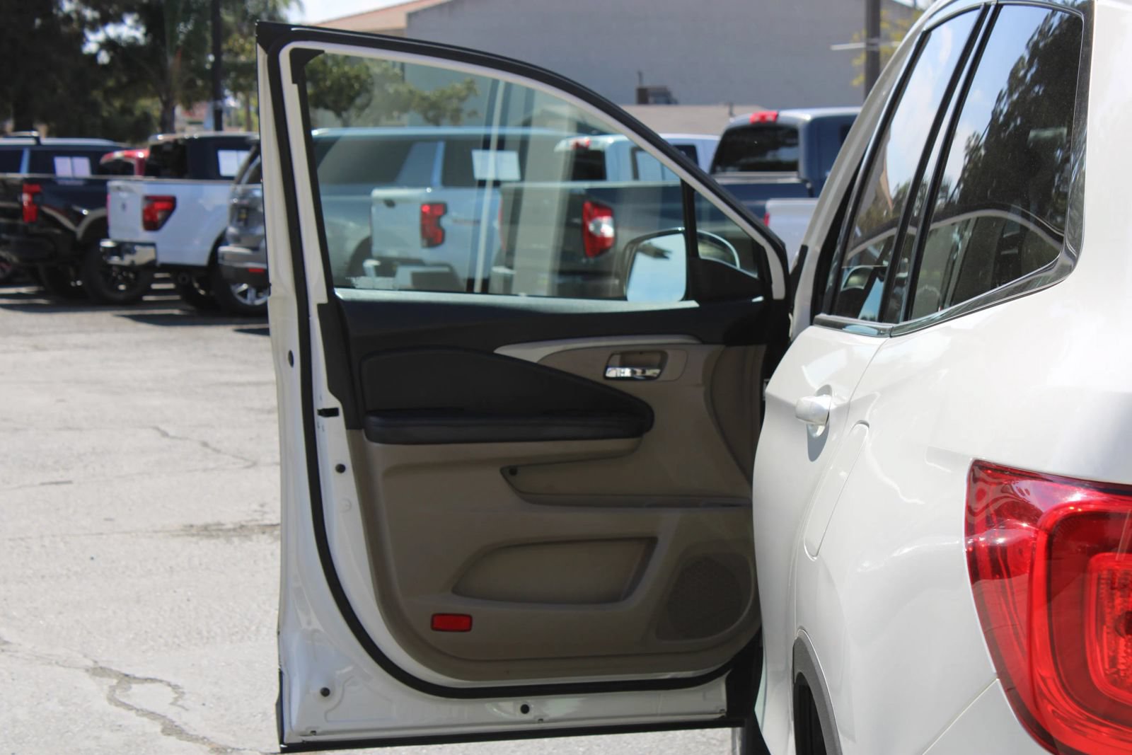 Used 2018 Honda Pilot EX-L image 7