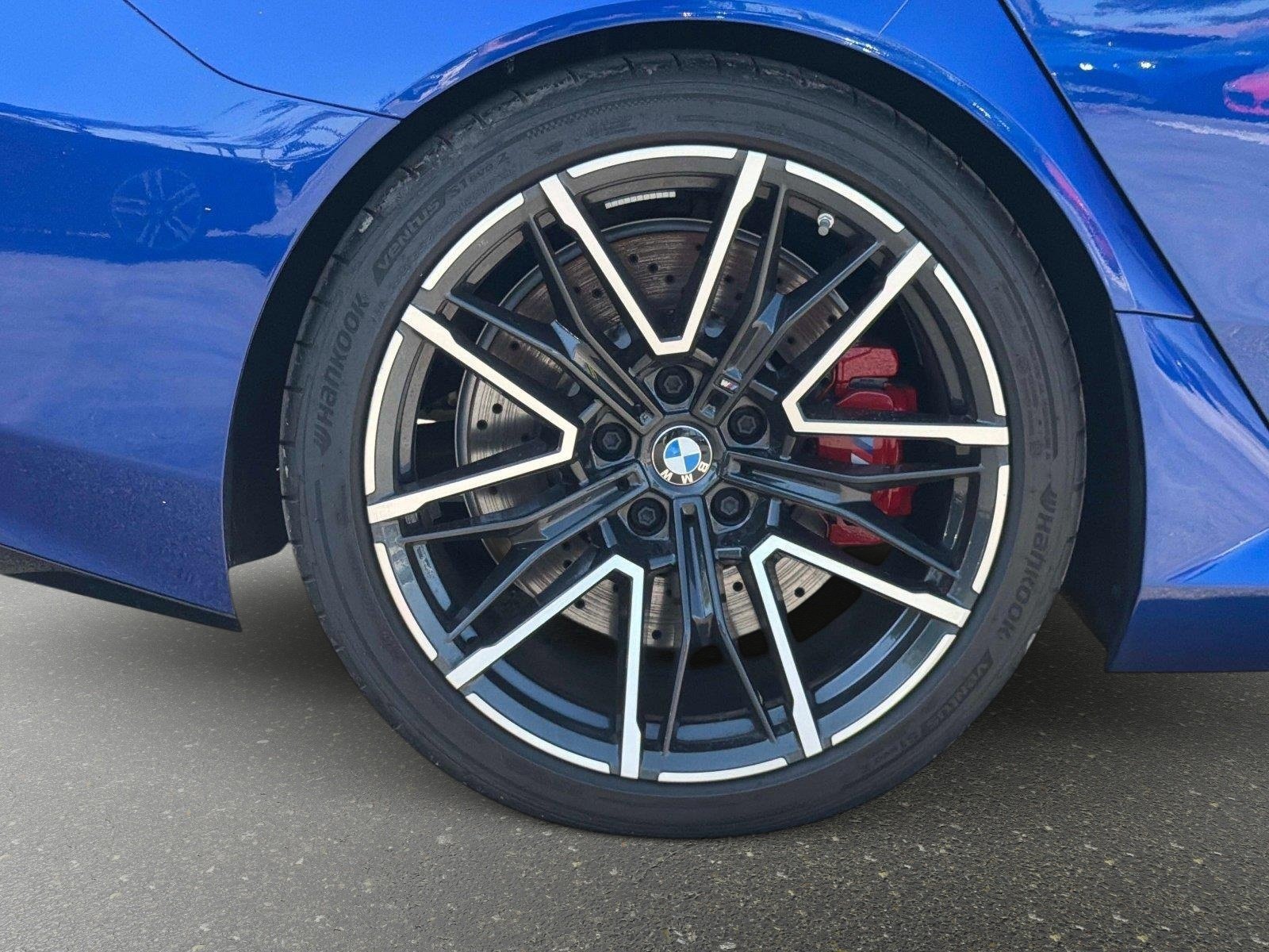 Used 2025 BMW M5 w/ Carbon Package AWD/4WD image 19