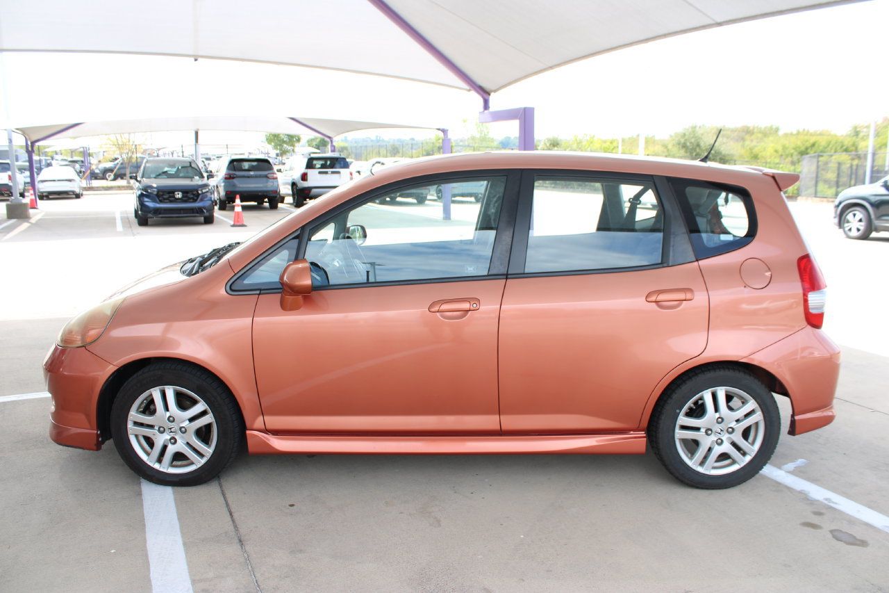 Used 2008 Honda Fit Sport image 2