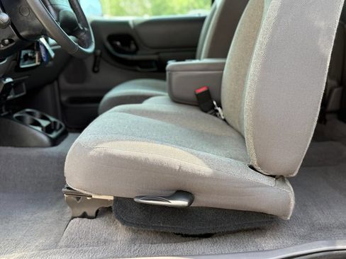 Used 2001 Ford Ranger XLT image 41