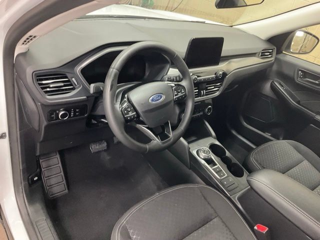 Used 2023 Ford Escape Active AWD/4WD image 6