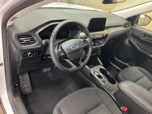 Used 2023 Ford Escape Active AWD/4WD image 6