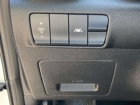 Used 2022 Kia Sportage LX image 27