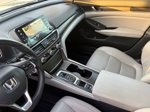 Certified 2020 Honda Accord Touring image 17