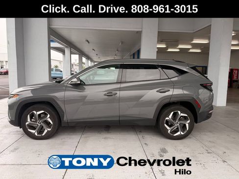 Used 2024 Hyundai Tucson Limited AWD/4WD image 2
