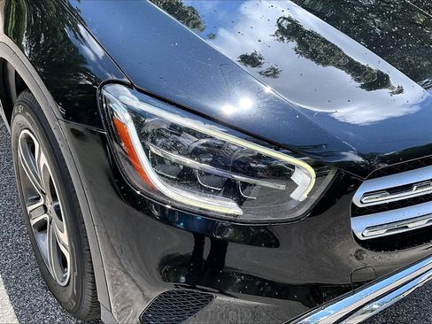 Used 2020 Mercedes-Benz GLC 300 4MATIC image 32