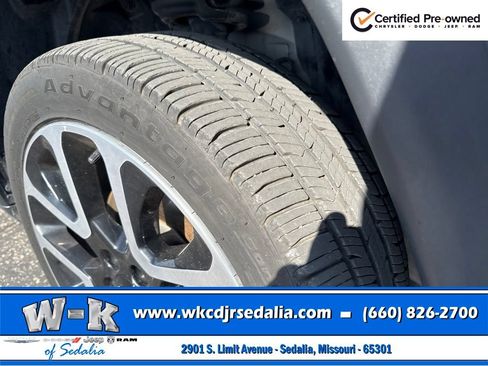 Certified 2017 Jeep Compass Limited AWD/4WD image 4