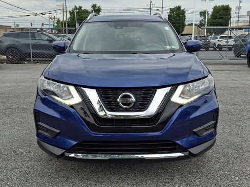 Used 2019 Nissan Rogue SV AWD/4WD image 2