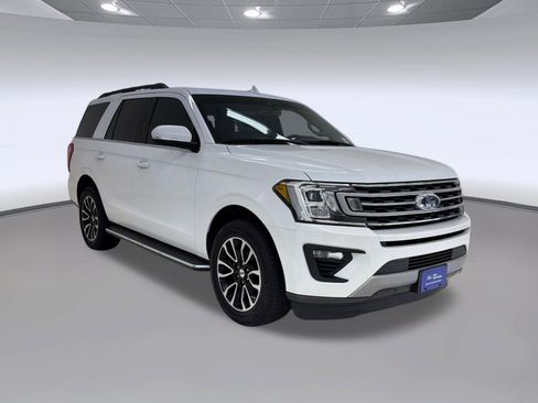Used 2020 Ford Expedition XLT w/ Equipment Group 202A RWD image 7