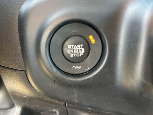 Used 2023 Jeep Wrangler Unlimited Sahara w/ Cold Weather Group image 43