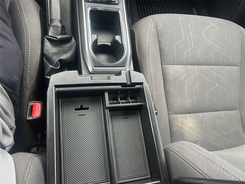 Used 2019 Toyota Tacoma TRD Off-Road image 22