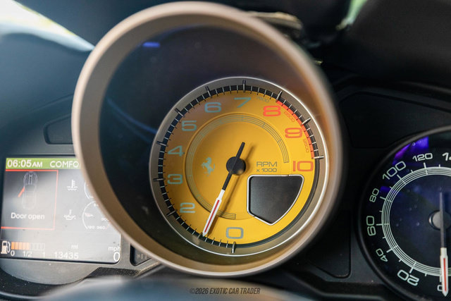Used 2012 Ferrari California RWD image 39