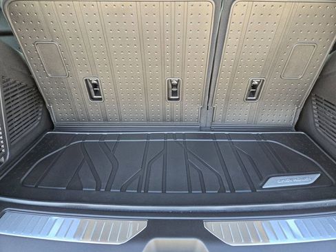 New 2026 Chevrolet Tahoe High Country image 34