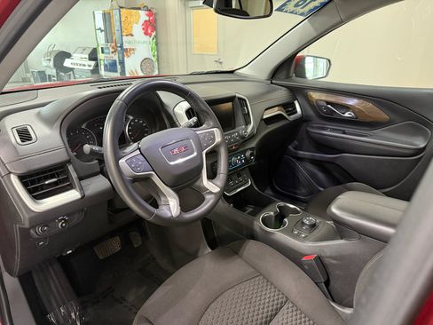 Used 2018 GMC Terrain SLE w/ Driver Convenience Package AWD/4WD image 9