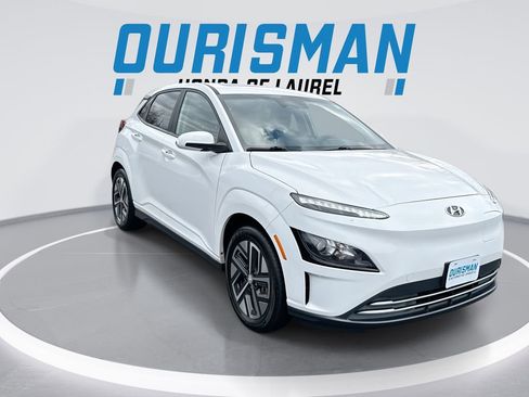 Used 2023 Hyundai Kona SEL w/ Cargo Package image 2