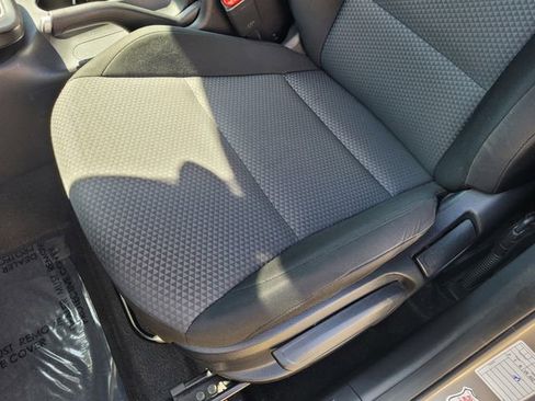 Used 2024 Kia Soul LX w/ Option Group 015 FWD image 10