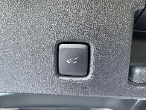 New 2025 Ford Escape Base w/ PHEV Premium Package image 18