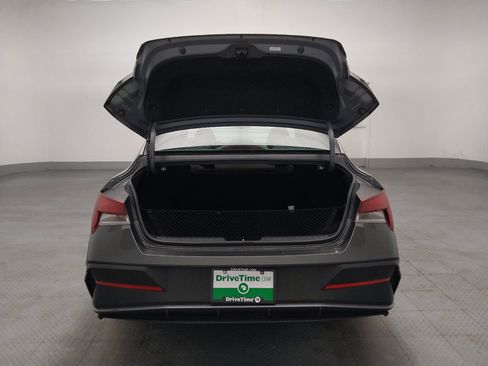 Used 2024 Hyundai Elantra SEL FWD image 29