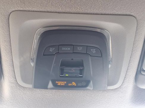 Used 2026 Toyota Corolla Cross XLE FWD image 10