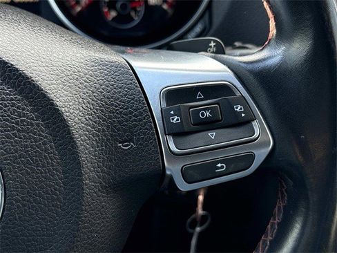 Used 2014 Volkswagen GTI Wolfsburg Edition image 22
