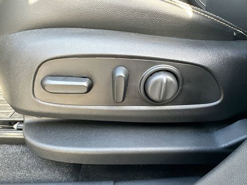 Used 2020 GMC Terrain SLT w/ Preferred Package image 22