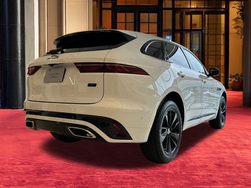 New 2026 Jaguar F-PACE R-Dynamic S AWD/4WD image 9