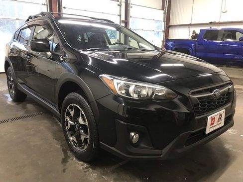 Used 2019 Subaru Crosstrek 2.0i Premium image 2