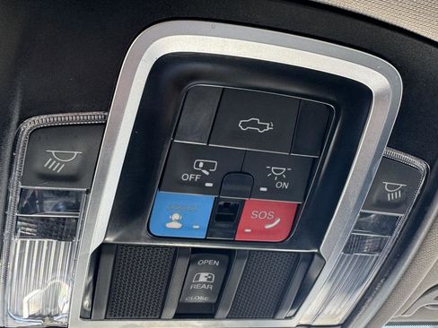 Used 2024 RAM 2500 Laramie w/ Safety Group image 10