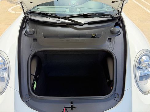 Used 2016 Porsche 911 Carrera image 26