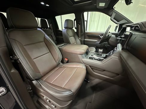 Used 2024 GMC Sierra 1500 Denali w/ Denali Reserve Package image 27