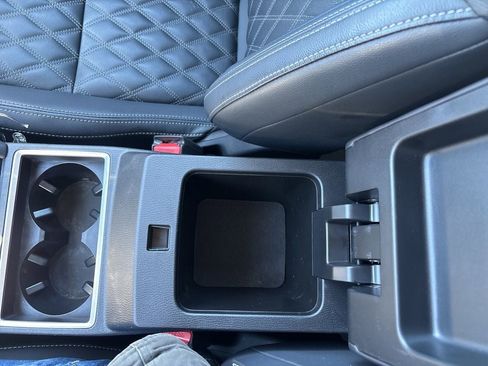 Used 2024 Mitsubishi Outlander SEL Black Edition image 22