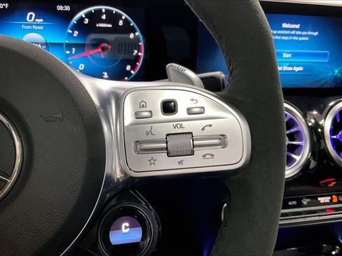 Used 2021 Mercedes-Benz GLB 35 AMG 4MATIC image 19