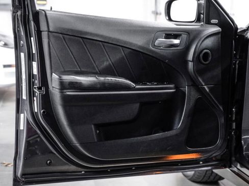 Used 2015 Dodge Charger SXT image 48