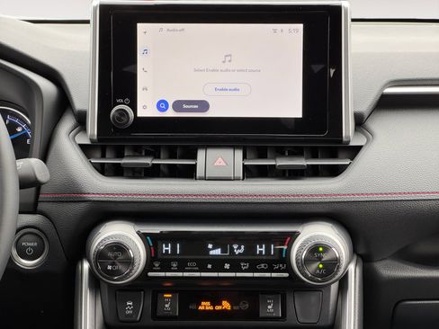 New 2025 Toyota RAV4 SE image 13