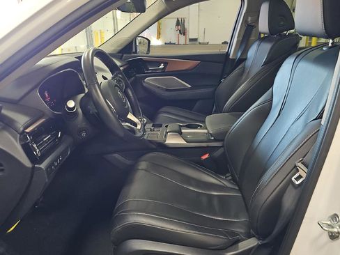 Used 2022 Acura MDX SH-AWD w/ Technology Package image 11