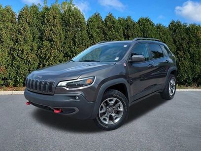 Used 2019 Jeep Cherokee Trailhawk w/ Cold Weather Group