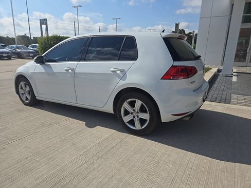 Used 2017 Volkswagen Golf Wolfsburg Edition FWD image 4