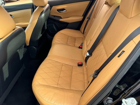 Used 2020 Nissan Sentra SV w/ SV Premium Package image 16