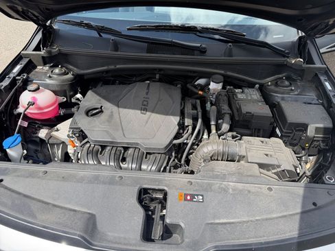 Used 2025 Kia Sportage LX image 31