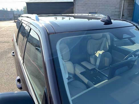 Used 2023 Lincoln Navigator Reserve image 28