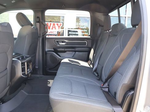 Used 2021 RAM 1500 Big Horn AWD/4WD image 25