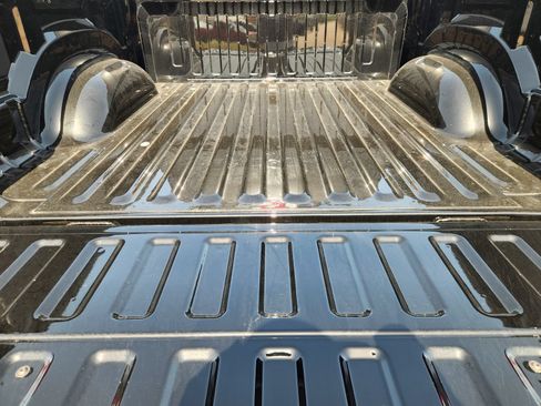 Used 2026 RAM 1500 Laramie w/ Off Road Group AWD/4WD image 31