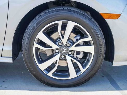 Certified 2023 Honda Odyssey Touring image 12