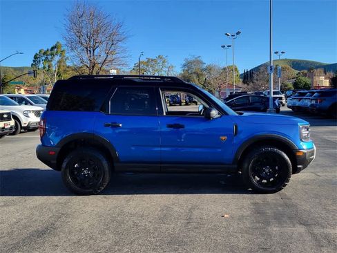 Used 2025 Ford Bronco Sport Badlands image 5