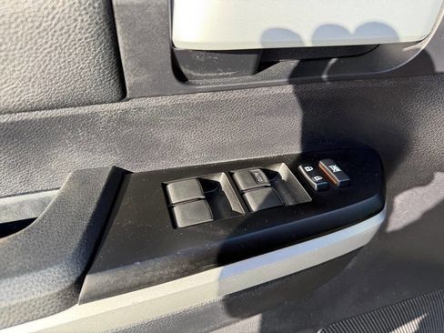 Used 2016 Toyota Tundra SR5 image 57