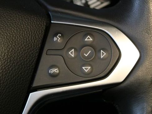 Used 2022 Chevrolet Traverse RS AWD/4WD image 24