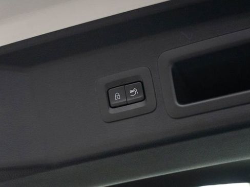 Used 2023 MAZDA CX-30 AWD 2.5 S w/ Premium Package image 11