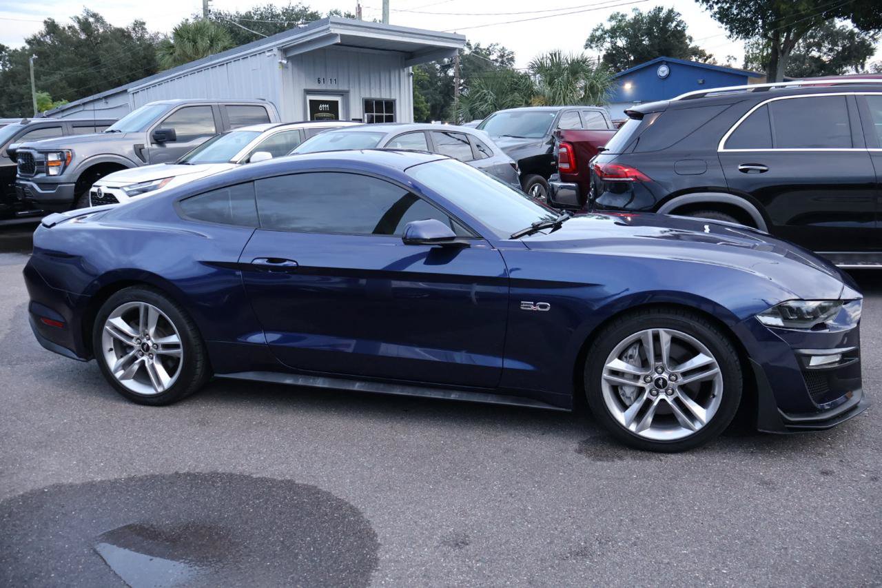 Used 2020 Ford Mustang GT Premium w/ Equipment Group 401A RWD image 4
