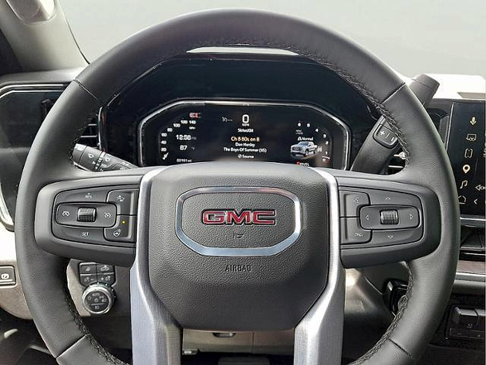Used 2026 GMC Sierra 1500 SLT AWD/4WD image 17